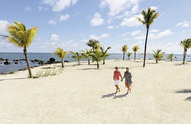 Radisson Blu Azuri Resort & Spa