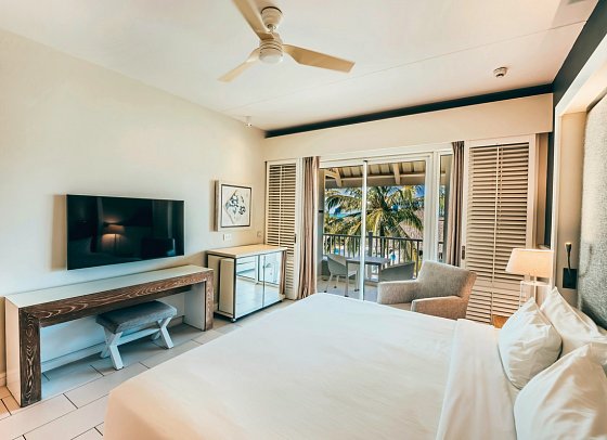 Radisson Blu Azuri Resort & Spa - Wohnbeispiel Premium Ocean (Zimmercodierungen UMM, UB8 & UHM)