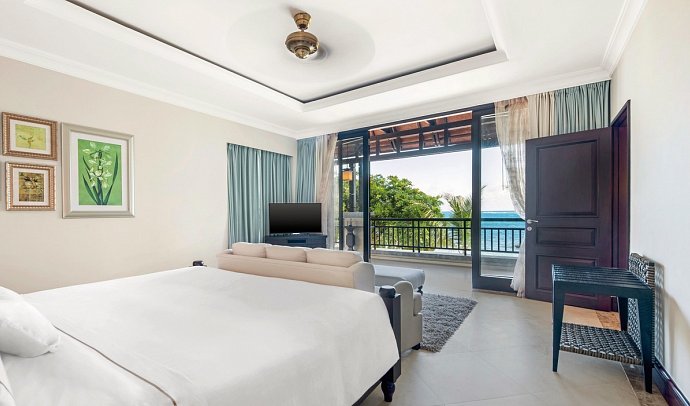 The Westin Turtle Bay Resort & Spa, Mauritius - Wohnbeispiel Beachfront Suite (Zimmercodierungen WBM & WHM)