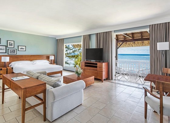 Outrigger Mauritius Resort & Spa - Wohnbeispiel Beachfront Junior Suite Upper Floor (Zimmercodierungen JBO & JHO)