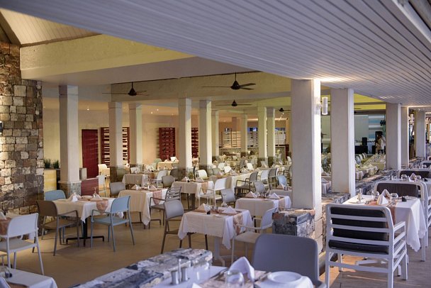 Anelia Resort & Spa
