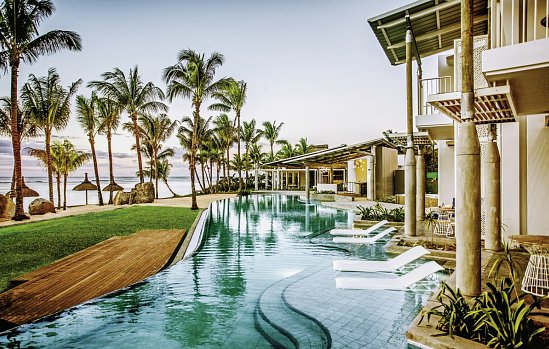 Victoria for 2 Beachcomber Resort & Spa