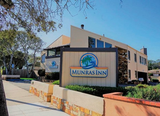 Munras Inn