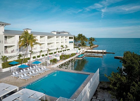 Courtyard Faro Blanco