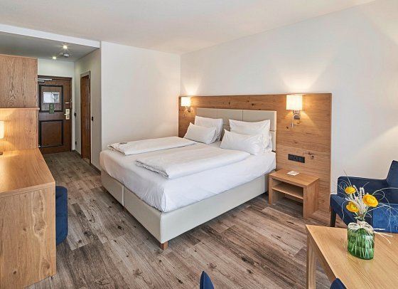 Riessersee Hotel - Wohnbeispiel Doppelzimmer Balkon (Zimmercodierungen DB1, DC1 & DC2)