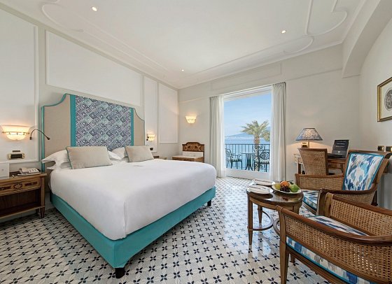 Grand Hotel Royal - Wohnbeispiel Doppelzimmer Meerblick (Zimmercodierung DBM)