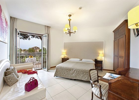 Alpha - Wohnbeispiel Doppelzimmer mit Panoramablick (Zimmercodierung DB2)