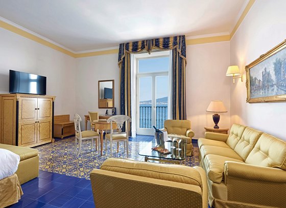 Imperial Tramontano - Wohnbeispiel Juniorsuite Meerblick (Zimmercodierung J1M)