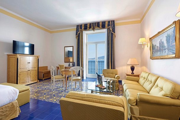 Imperial Tramontano - Wohnbeispiel Juniorsuite Meerblick (Zimmercodierung J1M)