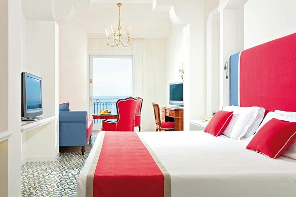 Grand Hotel Ambasciatori - Wohnbeispiel Doppelzimmer seitl. Meerblick (Zimmercodierung D4N)