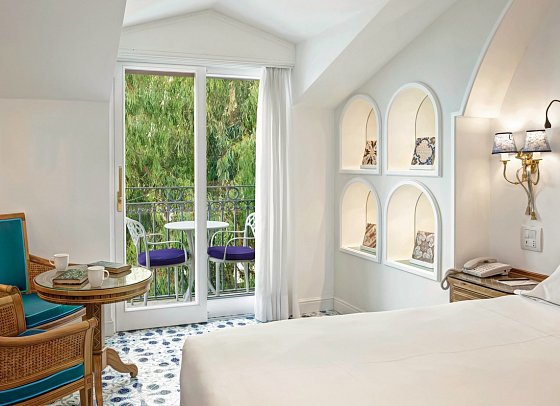 Grand Hotel Ambasciatori - Wohnbeispiel Doppelzimmer Gartenblick (Zimmercodierung D1G)