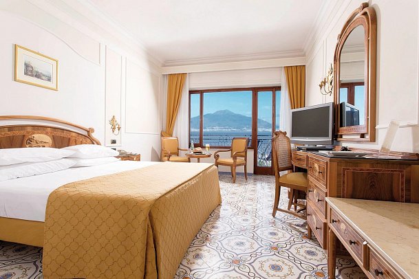 Grand Hotel de la Ville - Wohnbeispiel Doppelzimmer Meerblick (Zimmercodierung D1M)