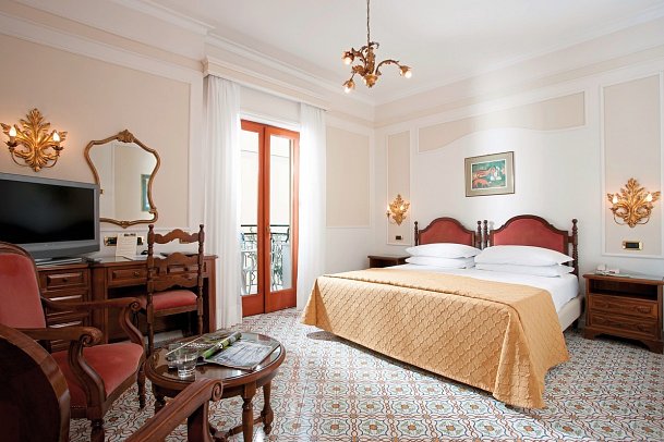 Grand Hotel de la Ville - Wohnbeispiel Doppelzimmer (Zimmercodierung DB1)