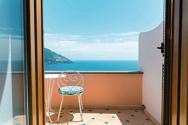 Conca d'Oro - Beispiel Balkon Doppelzimmer Deluxe Meerblick (Zimmercodierung DDM)