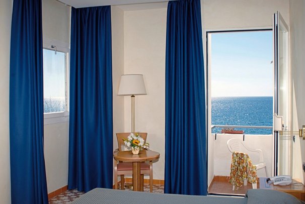 Hotel Saline - Wohnbeispiel Doppelzimmer Superior Meerblick (Zimmercodierung DSM)