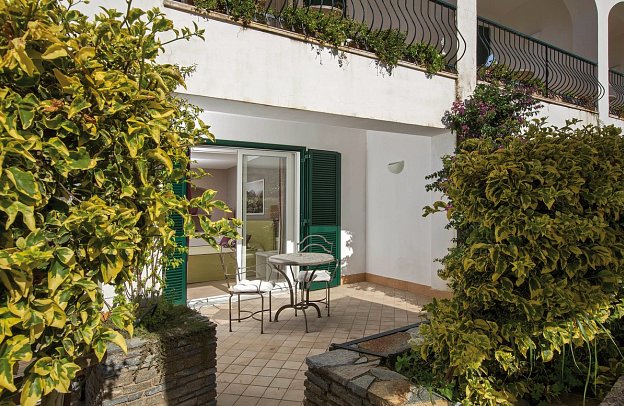 Della Piccola Marina - Beispiel Terrasse Doppelzimmer Superior (Zimmercodierung DS1)