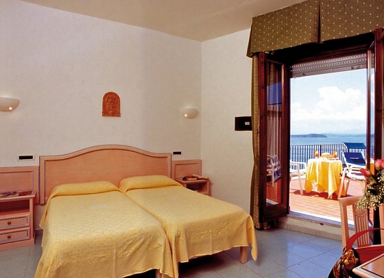 Parco Aurora Terme - Wohnbeispiel Doppelzimmer Meerblick (Zimmercodierung D1M)