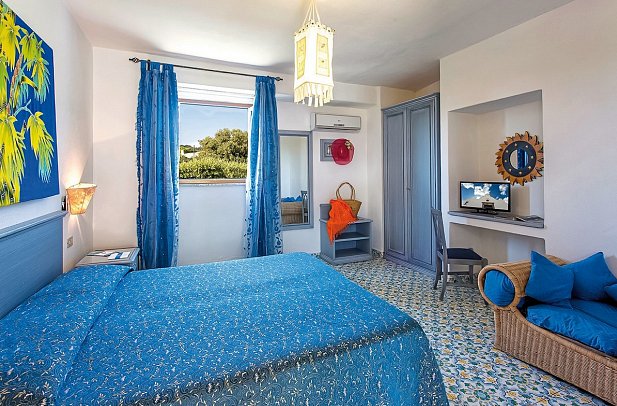 La Scogliera - Wohnbeispiel Doppelzimmer Standard (Zimmercodierung DG1)