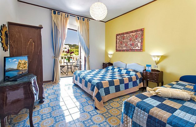 La Scogliera - Wohnbeispiel Doppelzimmer seitl. Meerblick (Zimmercodierung D1N)