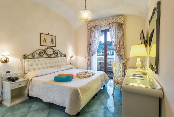 Hotel Terme Tritone - Wohnbeispiel Doppelzimmer Standard (Zimmercodierung DG1)