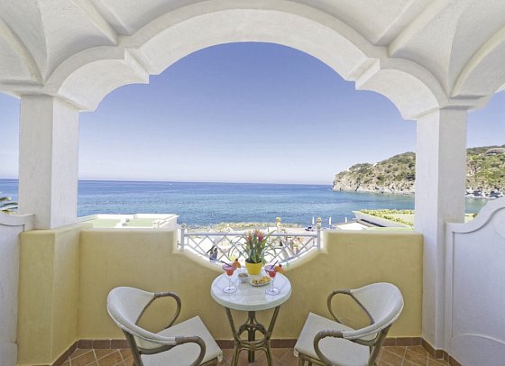 Hotel Terme Tritone - Wohnbeispiel Doppelzimmer Meerblick (Zimmercodierung D1M)