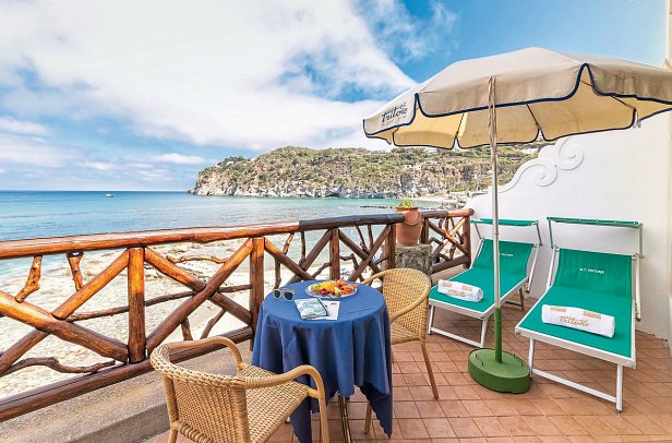 Hotel Terme Tritone - Wohnbeispiel Doppelzimmer Superior Meerblick (Zimmercodierung DSM)