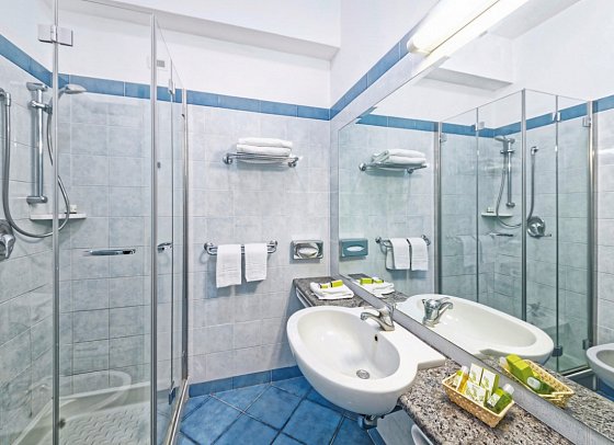 San Giorgio Terme - Beispiel Bad Doppelzimmer Classic (Zimmercodierung DB1)