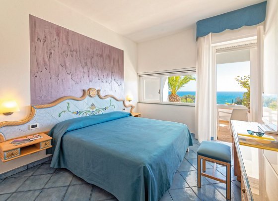 San Giorgio Terme - Wohnbeispiel Doppelzimmer Meerblick (Zimmercodierung D1M)