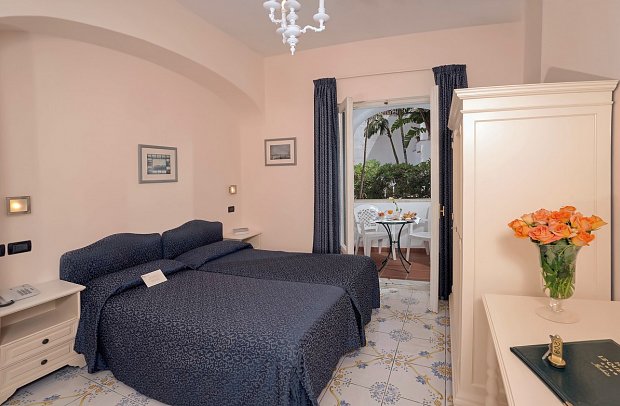 Le Querce Resort Sea Thermae & Spa - Wohnbeispiel Doppelzimmer Standard seitl Meerblick (Zimmercodierung DGN)