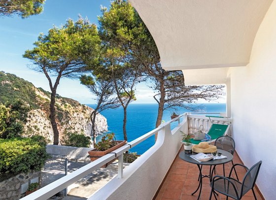 Grazia alla Scannella - Beispiel Balkon Doppelzimmer Komfort seitl. Meerblick (Zimmercodierung DFN)