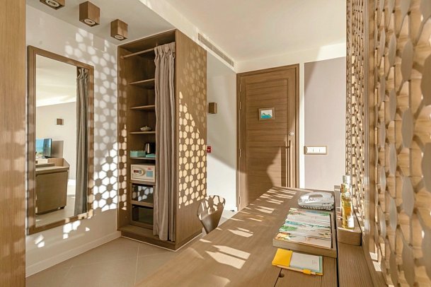 Mia Resort Nha Trang - Wohnbeispiel Beachfront Villa (Zimmercodierung VBO)
