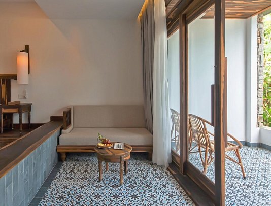 Alibu Resort - Wohnbeispiel Balcony (Zimmercodierung UG1)