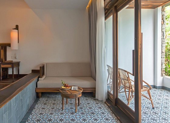 Alibu Resort - Wohnbeispiel Balcony (Zimmercodierung UG1)
