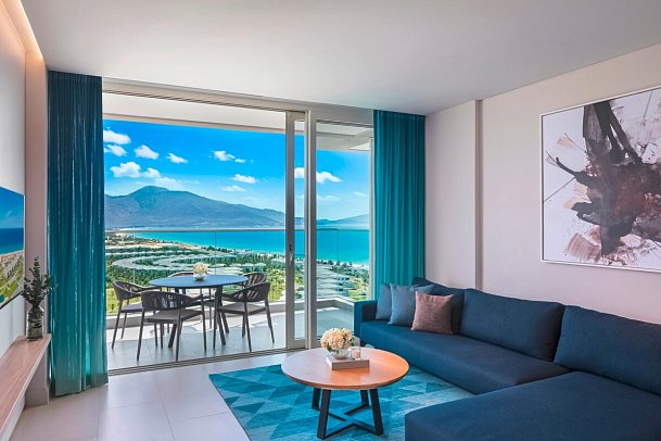 Alma Resort Cam Ranh - Wohnbeispiel 1 BR Suite with Terrace Ocean View (Zimmercodierungen W1M & W2M)