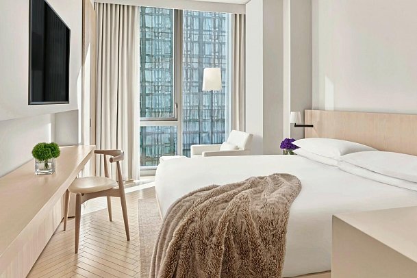 The Times Square EDITION - Wohnbeispiel Deluxe City View Room 1 King Bed (Zimmercodierung UD1)