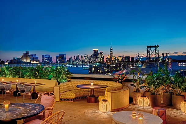 Moxy Brooklyn Williamsburg