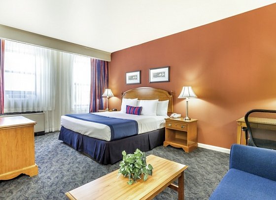 Ramada by Wyndham Jersey City - Wohnbeispiel Standard (Zimmercodierung UG1)