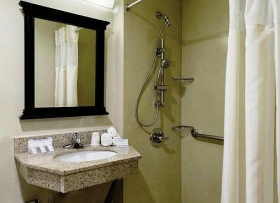 AMTD Idea Tribeca Hotel - Wohnbeispiel (Zimmercodierung UG1)