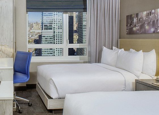 Doubletree by Hilton New York Times Square West - Wohnbeispiel 2 Double Beds Standard (Zimmercodierung UG3)