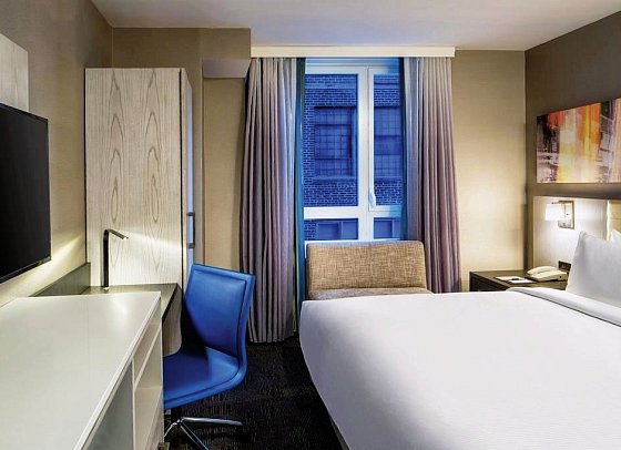 Doubletree by Hilton New York Times Square West - Wohnbeispiel 1 King Bed Standard (Zimmercodierung UG2)