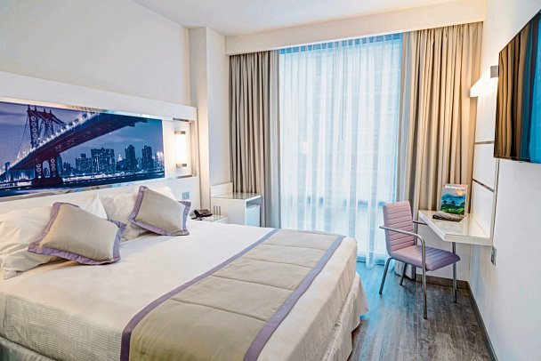 RIU Plaza New York Times Square - Wohnbeispiel Deluxe King (Zimmercodierung UD2)