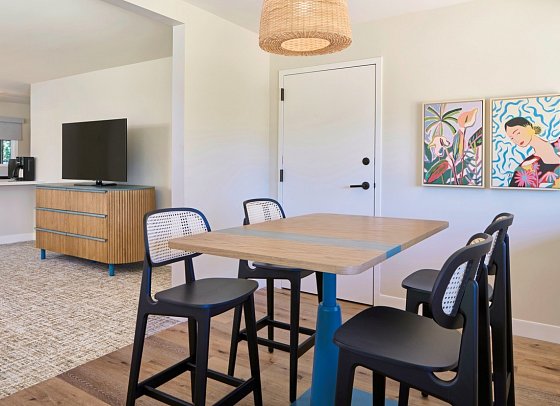 Royal Lahaina Resort & Bungalows - Wohnbeispiel Royal Bungalow Junior Suite (Zimmercodierungen BD3, BD4, BD5, B2O, B3O & B4O)