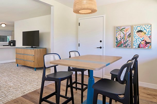 Royal Lahaina Resort & Bungalows - Wohnbeispiel Royal Bungalow Junior Suite (Zimmercodierungen BD3, BD4, BD5, B2O, B3O & B4O)