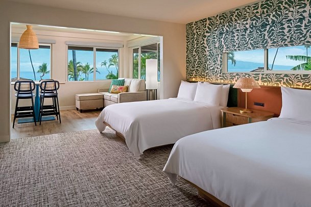 Royal Lahaina Resort & Bungalows