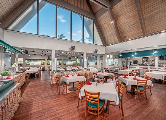 Maui Beach Hotel