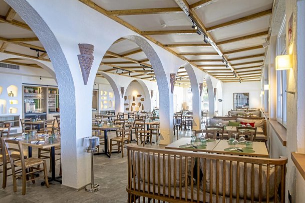 Mangia's Sardinia Resort