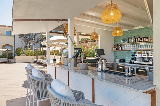 Mangia's Santa Teresa Sardinia, Curio Collection by Hilton