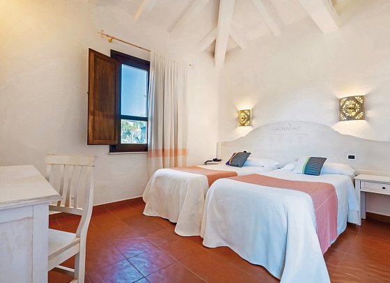 Galanias Hotel & Retreat