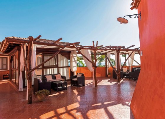 Galanias Hotel & Retreat