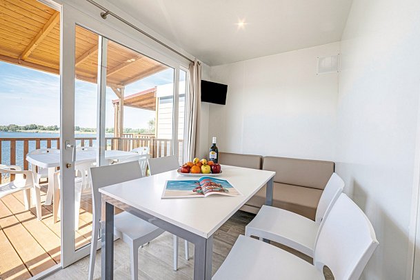 Baia Holiday Laguna Blu - Wohnbeispiel Mobilheim Baia Revolution (Zimmercodierung CB4)